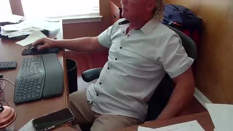 exhibitman69_ldb online show from 11/04/25, 05:01