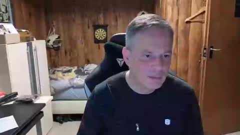 Snapshot of exibe1219 chatting on 01/30/25, 10:08 exibe1219 online show from 01/30/25, 10:08