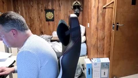 Snapshot of exibe1219 chatting on 02/05/25, 09:29 exibe1219 online show from 02/05/25, 09:29