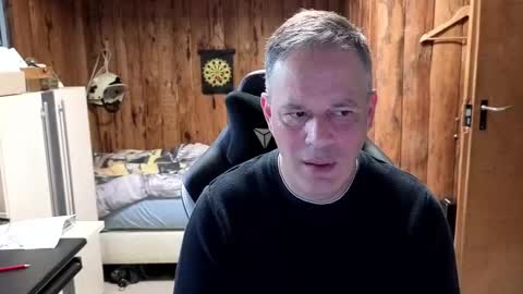 Snapshot of exibe1219 chatting on 03/02/25, 09:31 exibe1219 online show from 03/02/25, 09:31