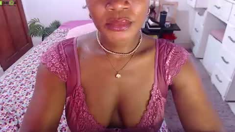 Snapshot of exoctic_ruby chatting on 06/11/26, 04:27 Ruby online show from 06/11/26, 04:27