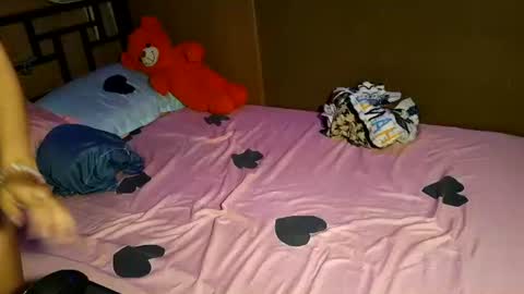 exotic_abby69 online show from 04/28/26, 05:01