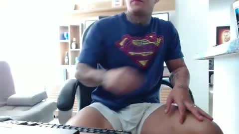 Snapshot of exotic_dude chatting on 12/12/24, 06:21 camilo online show from 12/12/24, 06:21