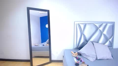 exotic_karmella online show from 11/07/25, 09:15