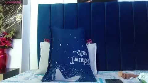 Snapshot of exotic_wish chatting on 06/22/26, 04:31 exotic_wish online show from 06/22/26, 04:31