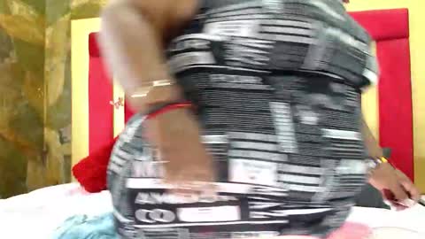 Snapshot of exoticbigmandx chatting on 11/12/25, 09:25 Mandy online show from 11/12/25, 09:25