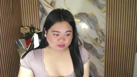 SHANTAL MARIE online show from 02/11/26, 01:21