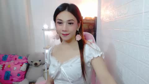 exotictssavie online show from 12/06/24, 06:28