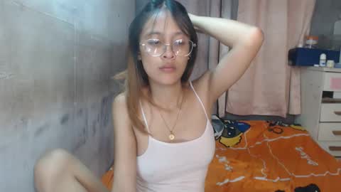 Snapshot of expenseve_kendy chatting on 03/06/26, 05:53 veronica online show from 03/06/26, 05:53