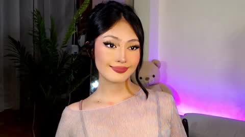 Candy  online show from 12/05/24, 02:11