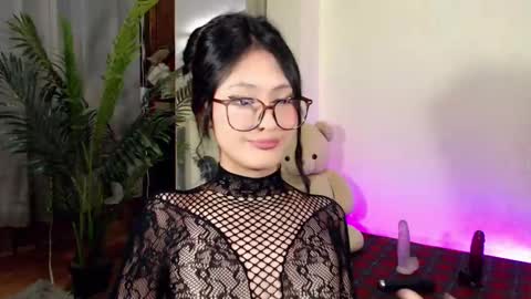 Candy  online show from 01/05/25, 05:51