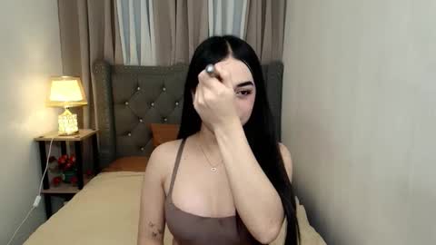 chloee online show from 09/15/25, 08:36