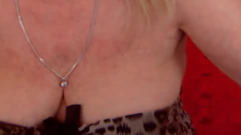 Alana online show from 01/26/25, 01:09