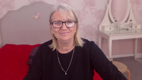 Snapshot of experiencedalana chatting on 05/09/26, 09:31 Alana online show from 05/09/26, 09:31