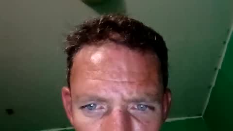 Snapshot of experttreecompany chatting on 03/22/26, 06:06 experttreecompany online show from 03/22/26, 06:06