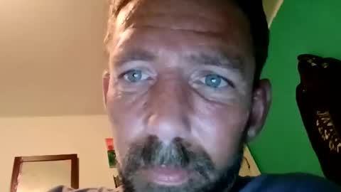 Snapshot of experttreecompany chatting on 03/23/26, 02:26 experttreecompany online show from 03/23/26, 02:26