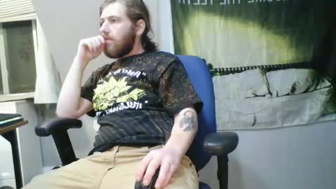 Snapshot of explosive_andyy chatting on 04/12/26, 06:18 Explosivee andyy online show from 04/12/26, 06:18