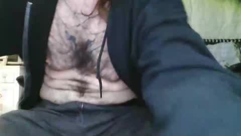 Snapshot of explosive_andyy chatting on 05/10/26, 04:28 Explosivee andyy online show from 05/10/26, 04:28