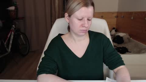 Snapshot of exponentex5 chatting on 12/02/24, 04:53 Crystal online show from 12/02/24, 04:53