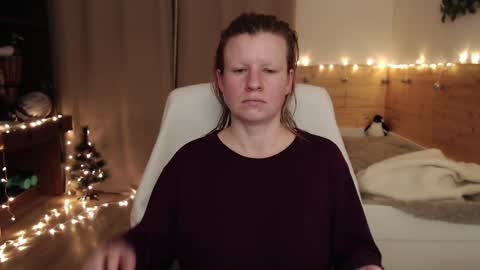 Snapshot of exponentex5 chatting on 12/19/24, 12:24 Crystal online show from 12/19/24, 12:24