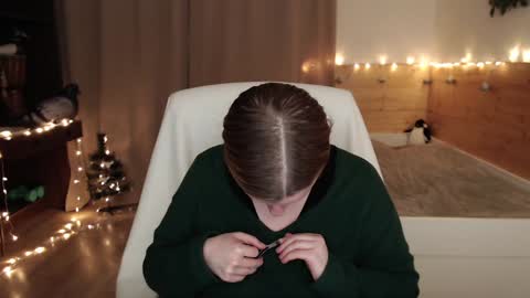 Snapshot of exponentex5 chatting on 12/28/24, 02:43 Crystal online show from 12/28/24, 02:43