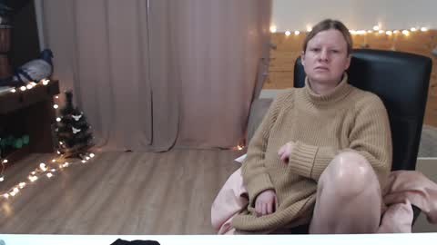 Snapshot of exponentex5 chatting on 01/27/25, 12:26 Crystal online show from 01/27/25, 12:26