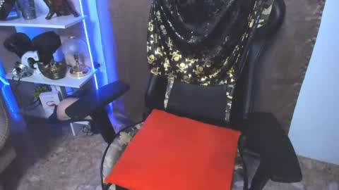 Snapshot of exquisite_gabe chatting on 12/12/24, 08:32 GABRIEL online show from 12/12/24, 08:32