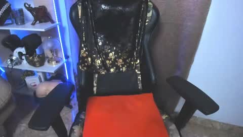 Snapshot of exquisite_gabe chatting on 12/19/24, 08:23 GABRIEL online show from 12/19/24, 08:23