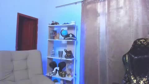 Snapshot of exquisite_gabe chatting on 12/22/24, 07:21 GABRIEL online show from 12/22/24, 07:21