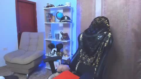 Snapshot of exquisite_gabe chatting on 12/23/24, 05:22 GABRIEL online show from 12/23/24, 05:22