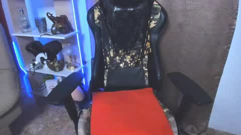 Snapshot of exquisite_gabe chatting on 12/25/24, 06:19 GABRIEL online show from 12/25/24, 06:19