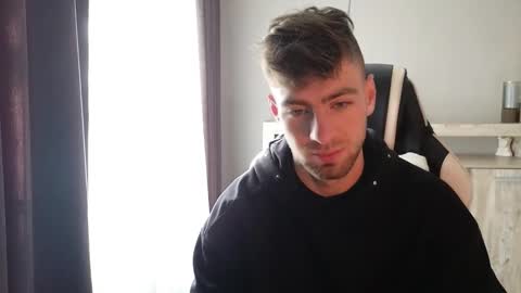 Snapshot of exstayz chatting on 10/02/25, 06:09 Sweetheart online show from 10/02/25, 06:09