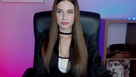 Maya online show from 11/04/25, 07:40