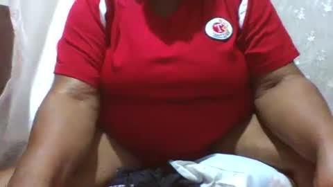 extra_love92 online show from 10/10/25, 08:08