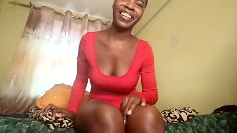 Nina online show from 10/29/25, 07:43