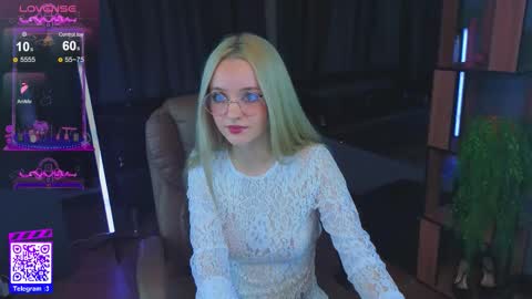 exxxcore_ online show from 09/24/25, 04:16