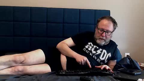 eyes_and_cock_wide online show from 01/10/26, 06:42