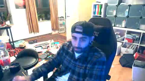 Eytab online show from 09/16/25, 01:39