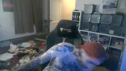 Eytab online show from 09/20/25, 06:42