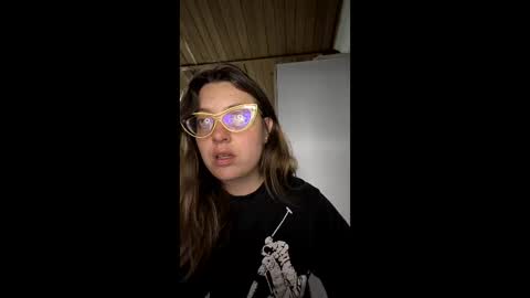 Aimee online show from 05/21/26, 09:22