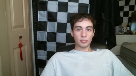 Snapshot of ezra_naamah chatting on 01/19/25, 03:42 Ezra Naamah online show from 01/19/25, 03:42