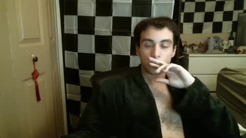 Snapshot of ezra_naamah chatting on 01/21/25, 01:39 Ezra Naamah online show from 01/21/25, 01:39