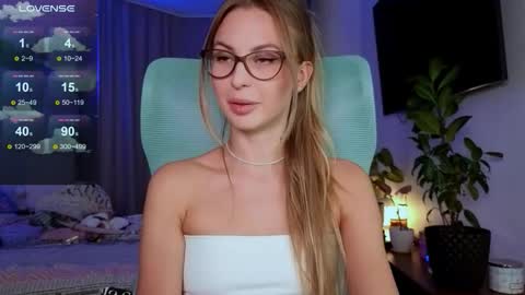  if you dont have fansly account yet use this link to registration    online show from 11/29/25, 02:53