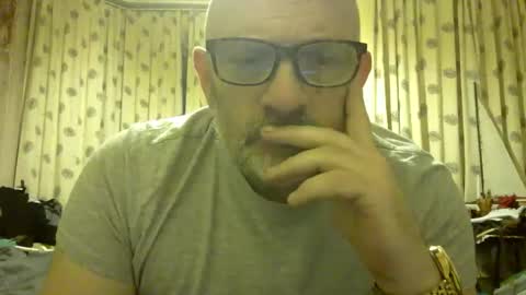 Snapshot of f1zzeek chatting on 03/03/26, 11:10 f1zzeek online show from 03/03/26, 11:10