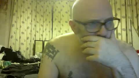 Snapshot of f1zzeek chatting on 03/04/26, 11:00 f1zzeek online show from 03/04/26, 11:00