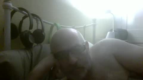 Snapshot of f1zzeek chatting on 03/08/26, 02:04 f1zzeek online show from 03/08/26, 02:04