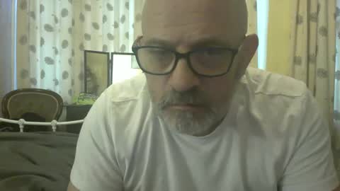 Snapshot of f1zzeek chatting on 03/11/26, 04:57 f1zzeek online show from 03/11/26, 04:57