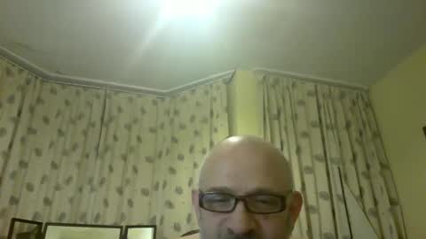Snapshot of f1zzeek chatting on 03/19/26, 11:09 f1zzeek online show from 03/19/26, 11:09