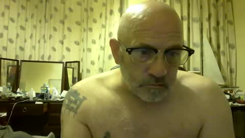 f1zzeek online show from 06/08/26, 01:28