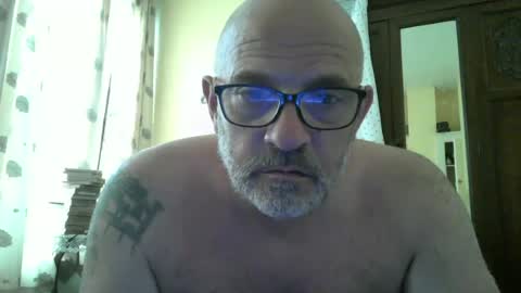 f1zzeek online show from 07/01/26, 03:23